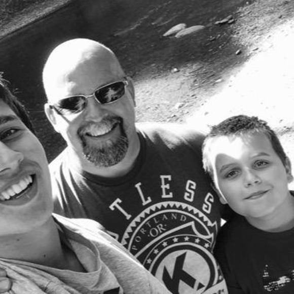 Meet your Posher, Kenneth - Picture 1 of 1